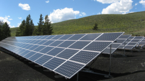 太陽光発電の設置費用はどれくらい？運用費と安く抑える方法を紹介